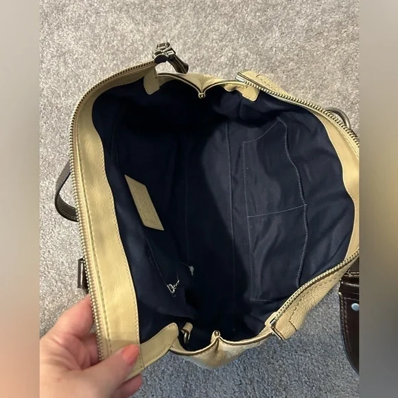 Coach Chelsea Beige Pebbled Leather Zipper Closure Shoulder Bag - Picture 6 of 15